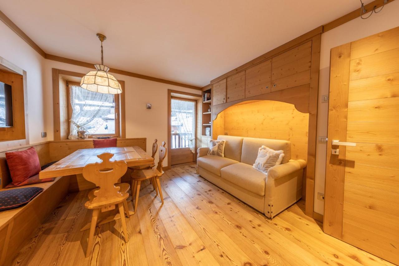 Cadin Apartment กอร์ตินาดัมเปซโซ ภายนอก รูปภาพ