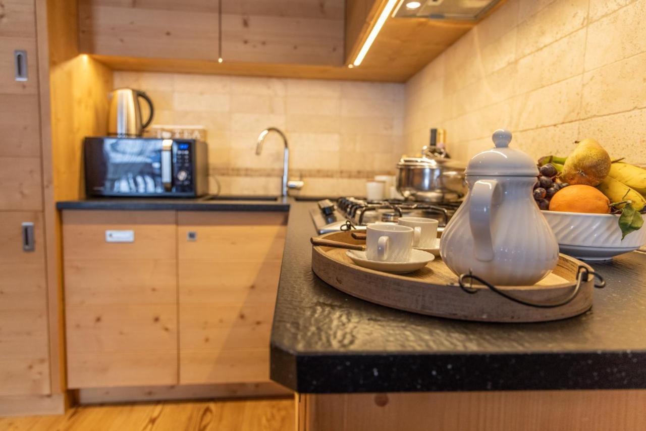 Cadin Apartment กอร์ตินาดัมเปซโซ ภายนอก รูปภาพ